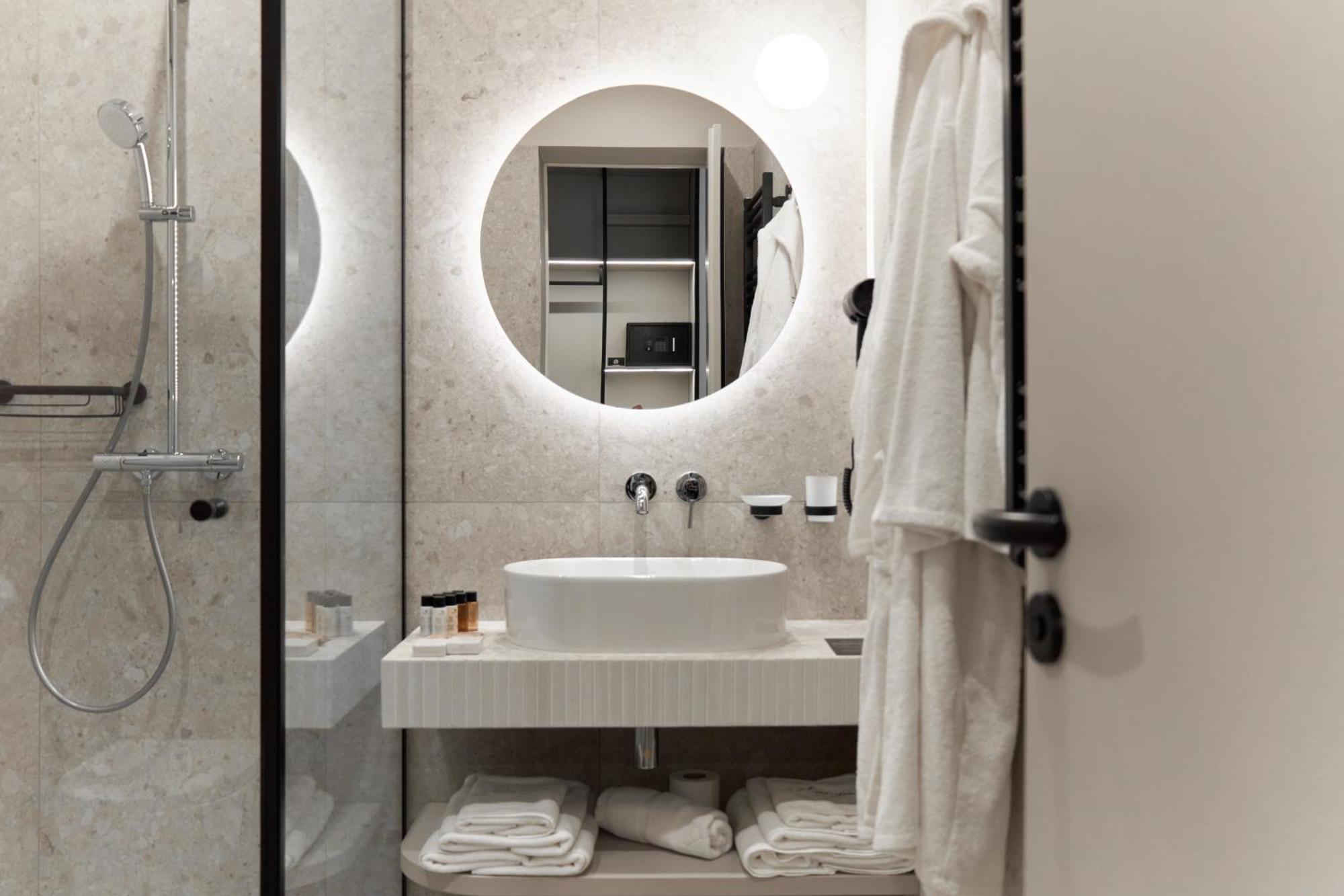 Hotel Laudon Uzhhorod Room photo