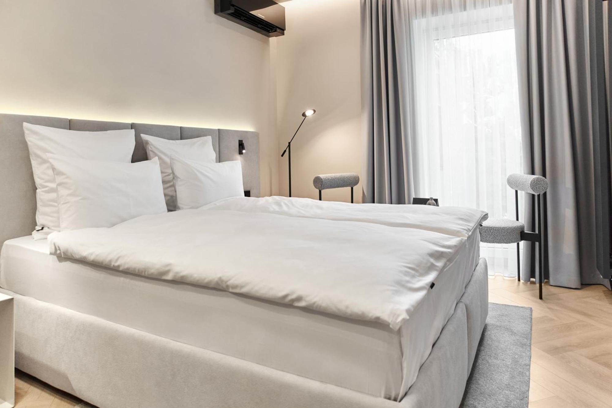 Hotel Laudon Uzhhorod Room photo